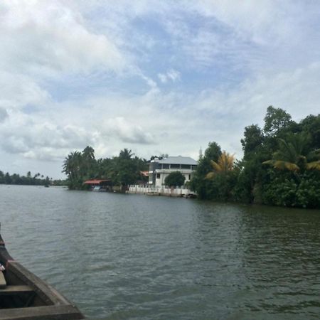 Captains Cabin Backwater Resort Alappuzha Exteriér fotografie